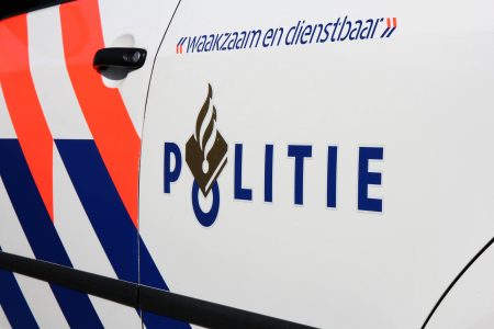 Linker portier van een politiewagen