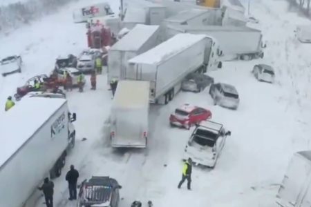 Kettingbotsing ZEELAND - Michigan, Verenigde Staten