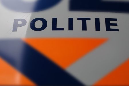 Politielogo op auto