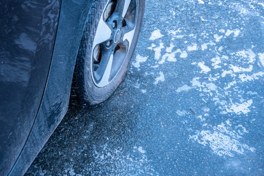 Verraderlijke ijzel en autowiel